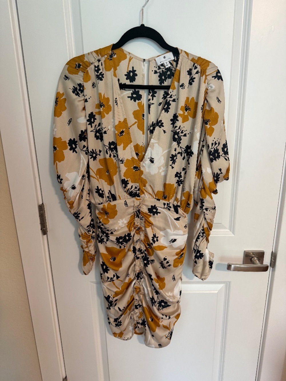 Socialite womens dress size medium